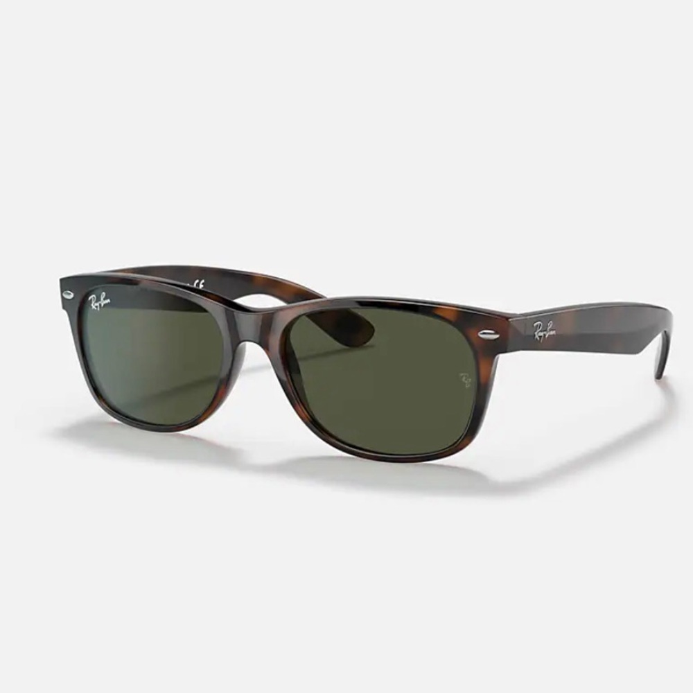 Wayfarer Classic sunglasses, tortoise frame
